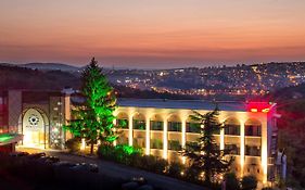 Raya Garden - Park Hotel & Winery